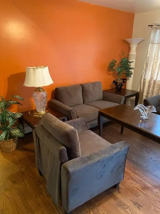 Large 3-Bedrooms/2-Bath Apt, One Block To Train New York 0*,  United States