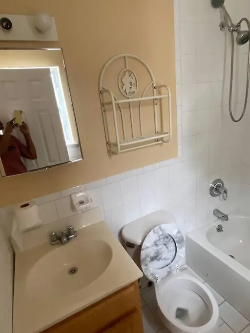 Large 3-Bedrooms/2-Bath Apt, One Block To Train New York